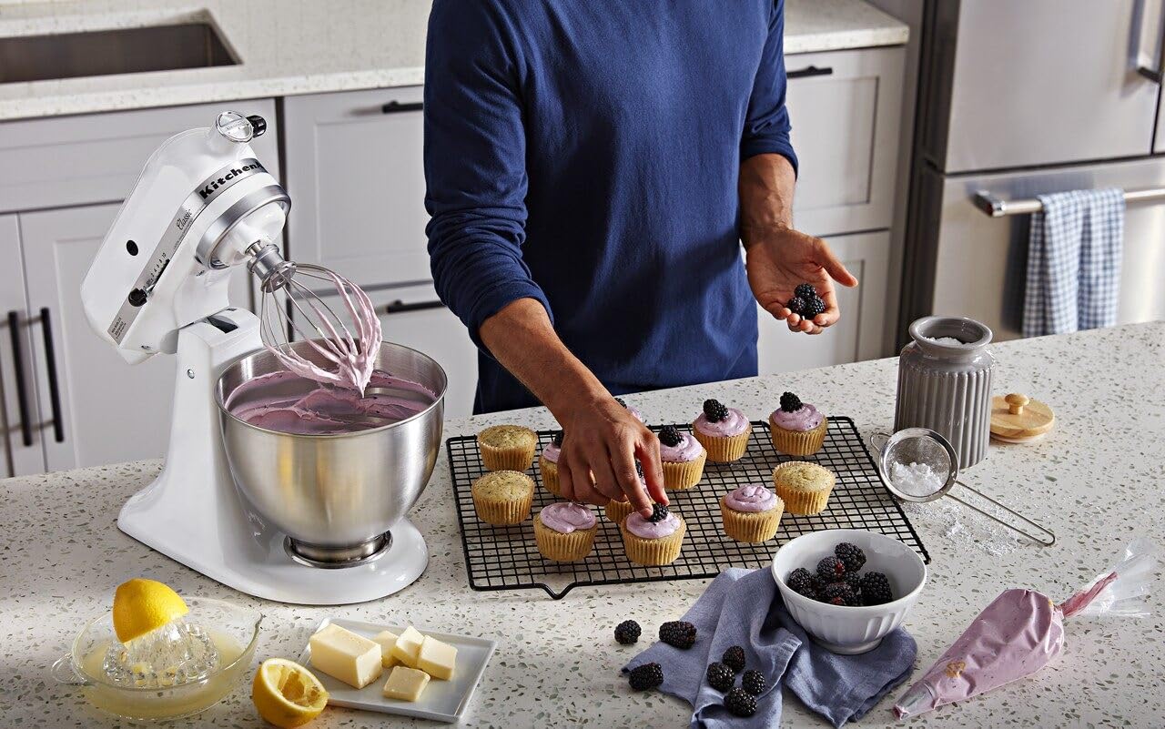 KITCHENAID Classic Series 4.5 Quart Tilt-Head Stand Mixer
