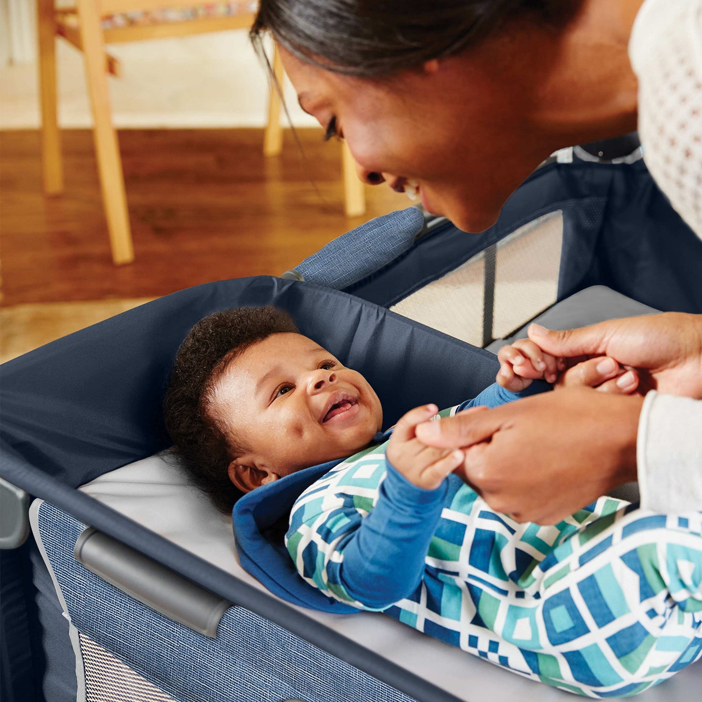 GRACO Pack 'n Play Simple Solutions Playard - Cam