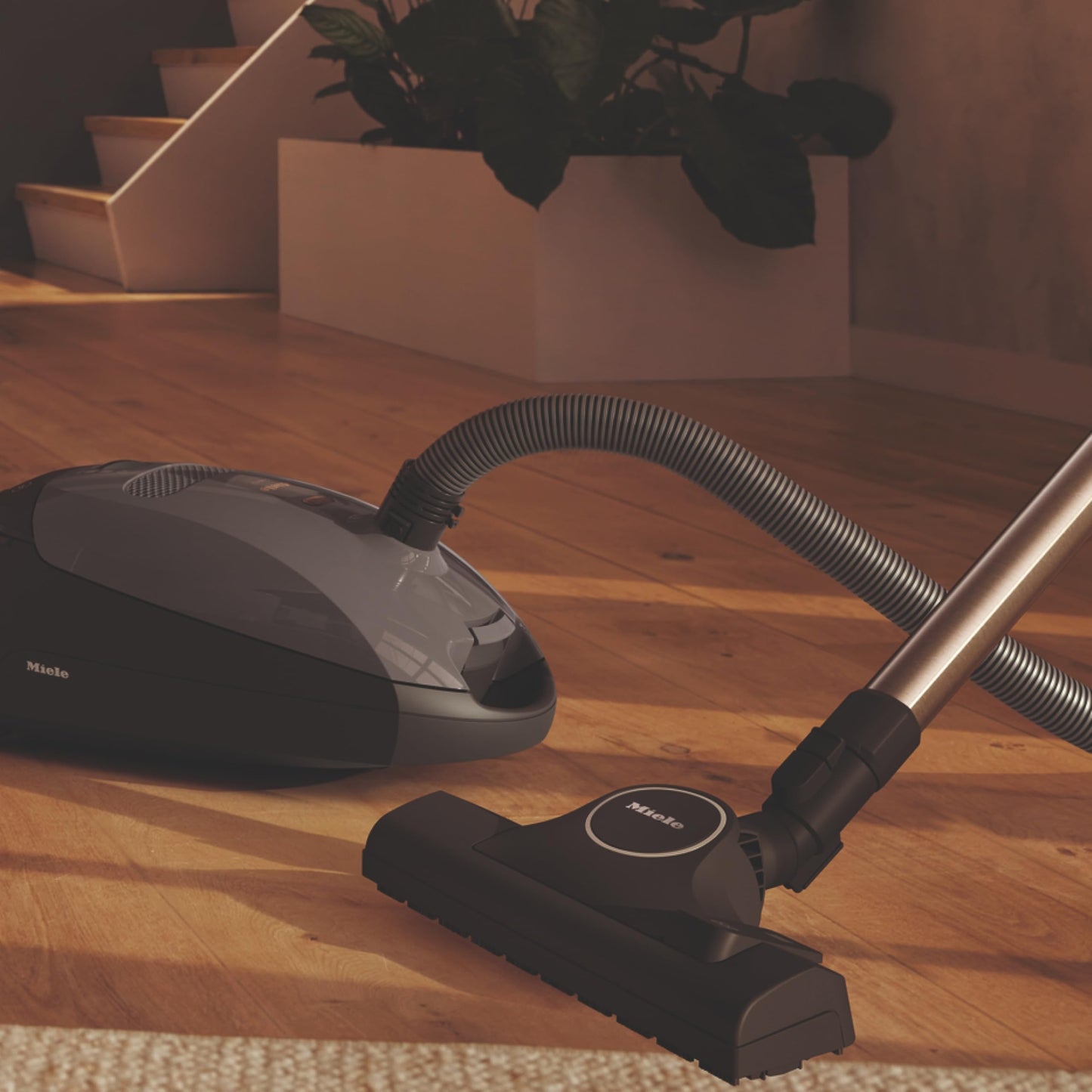 MIELE Classic C1 Pure Suction Vacuum - Portable Bagged Canister
