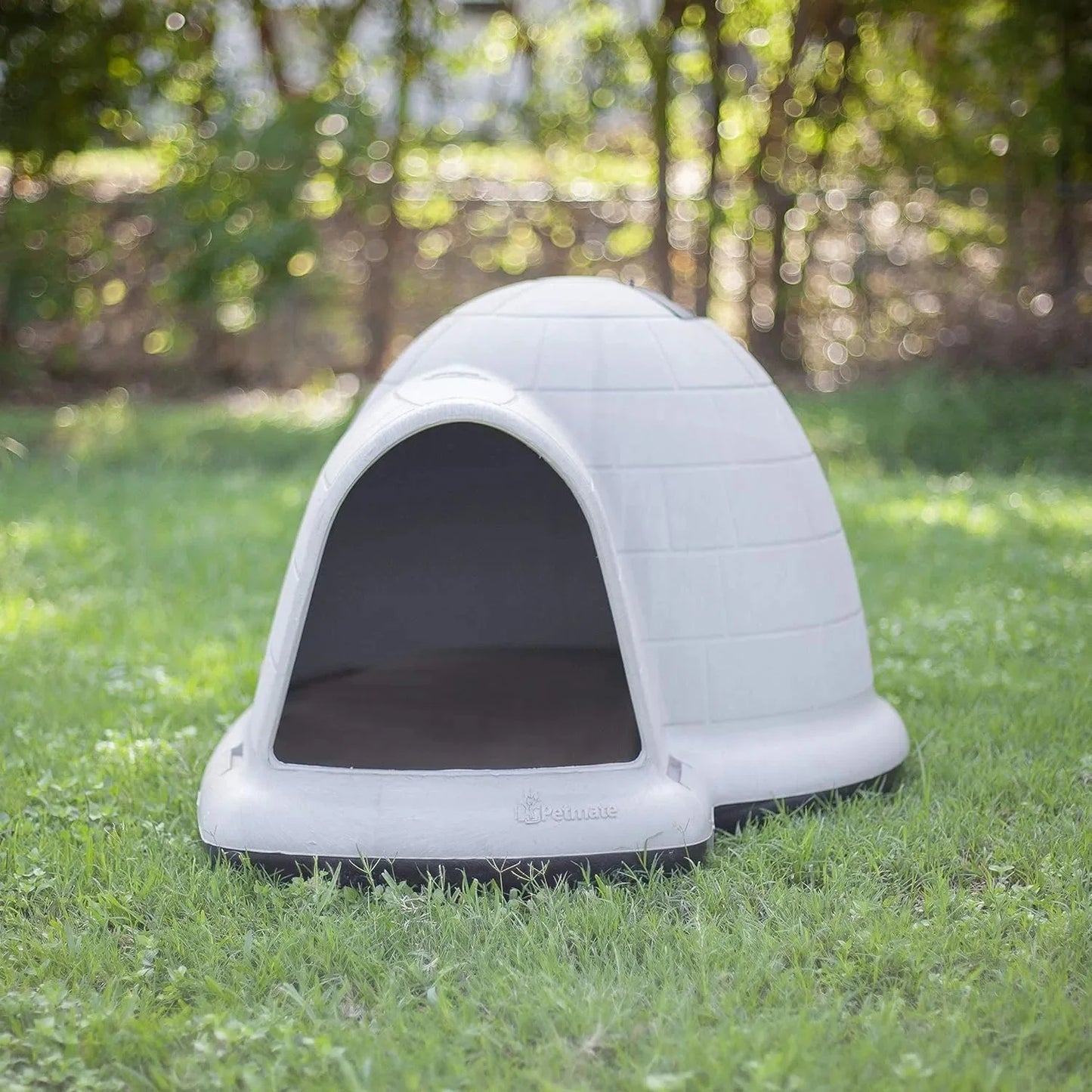 Petmate Indigo Dog House (Igloo Dog House, Made in USA with 90% Recycled Materials, All Weather Protection Pet Shelter) for XL Dogs 90 to 125 pounds, Made in USA